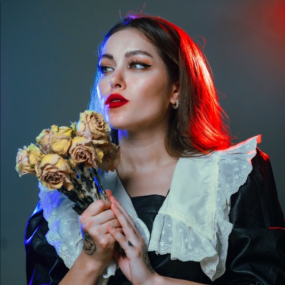 Meet your Posher, Oh Marceline! - Picture 2 of 5